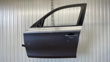 Porte avant gauche