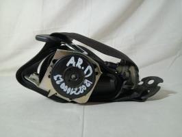 Ceinture arriere droit
