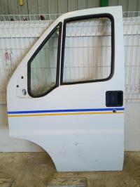 Porte avant gauche