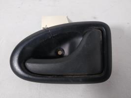 Poignee interieur avant droit