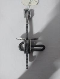 Tirant de porte avant gauche