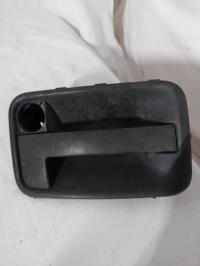 Poignee porte avant gauche
