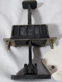 Tirant de porte avant gauche
