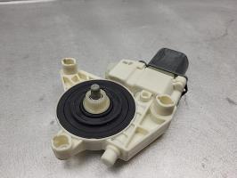 Moteur leve vitre avant gauche