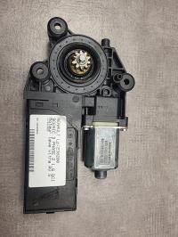 Moteur leve vitre avant gauche