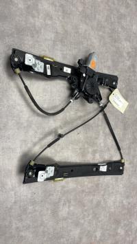 Leve vitre electrique avant droit