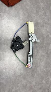 Leve vitre electrique avant droit