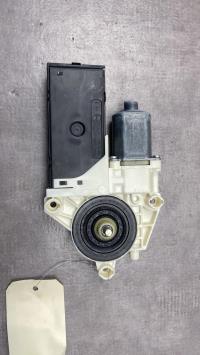Moteur leve vitre avant gauche