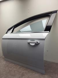 Porte avant gauche