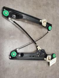Mecanisme de leve vitre electrique avant gauche