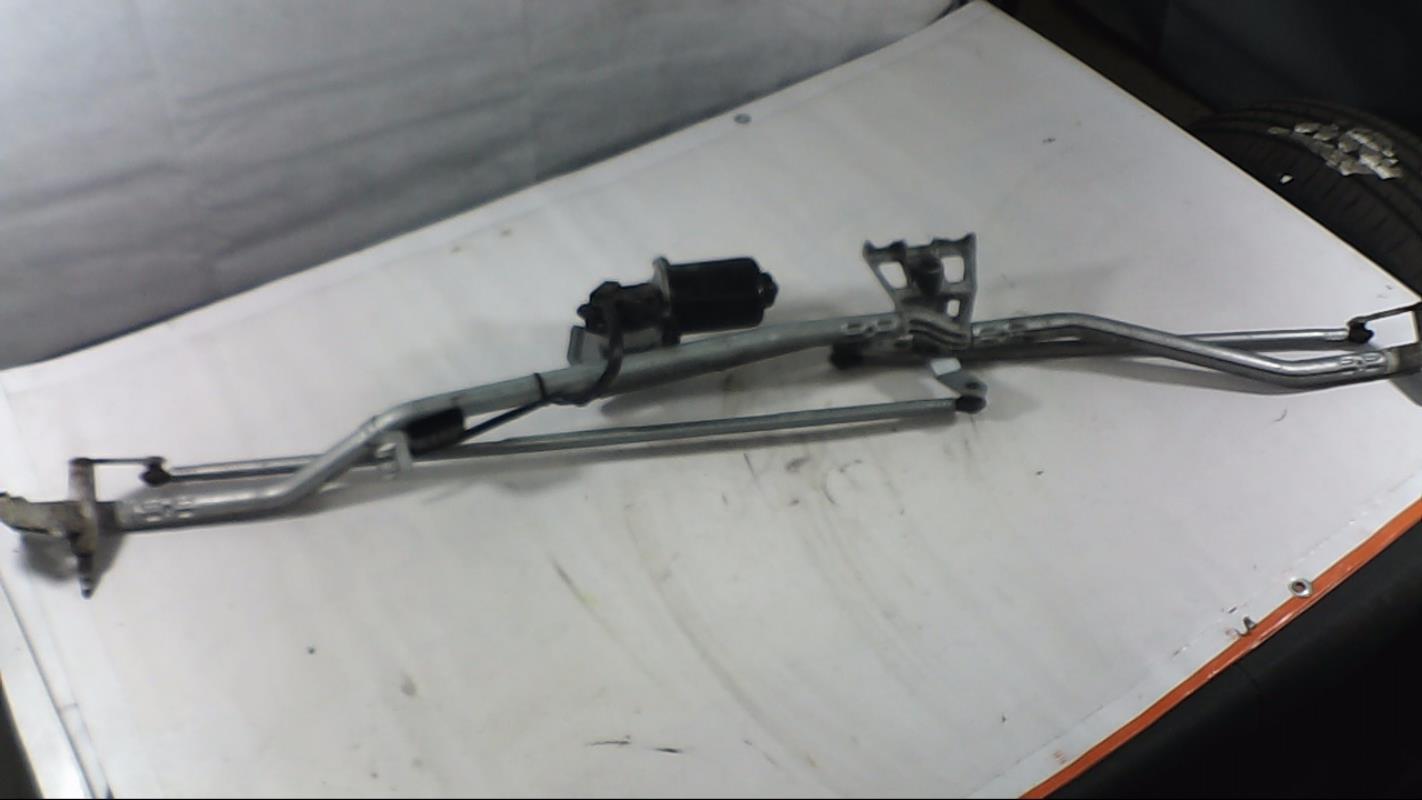 Moteur essuie glace avant