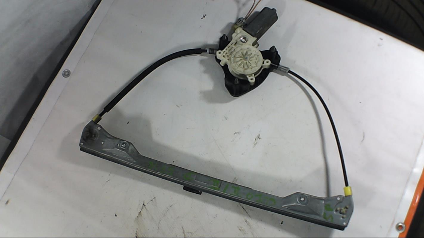 Leve vitre electrique avant droit