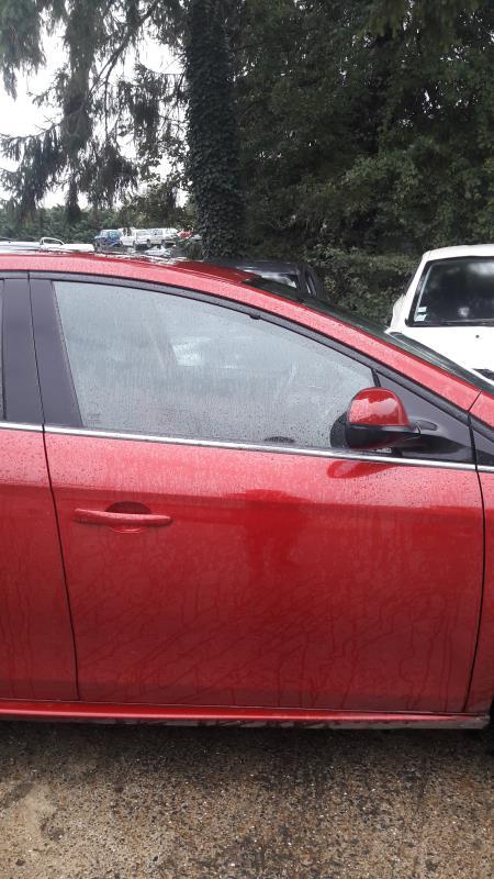 Porte avant droit
