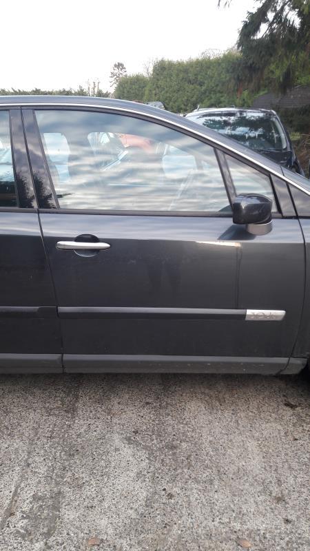 Porte avant droit