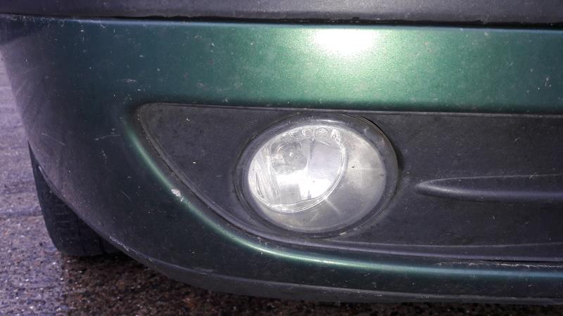 Anti brouillard droit (feux)