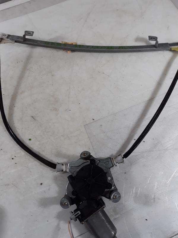 Leve vitre electrique avant gauche
