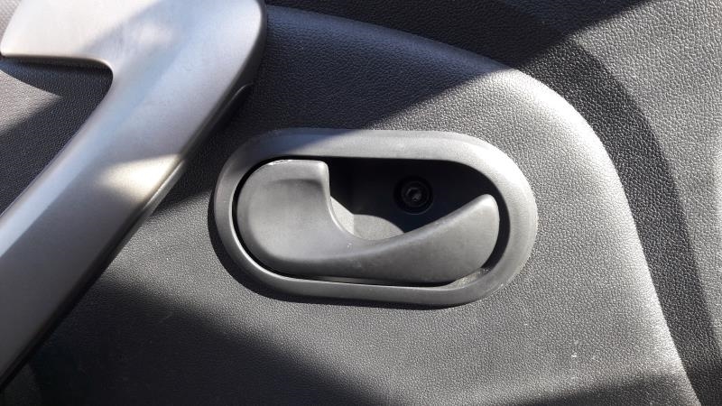 Poignee interieur avant gauche