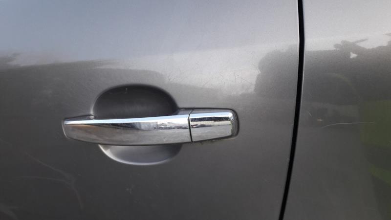 Poignee porte arriere gauche