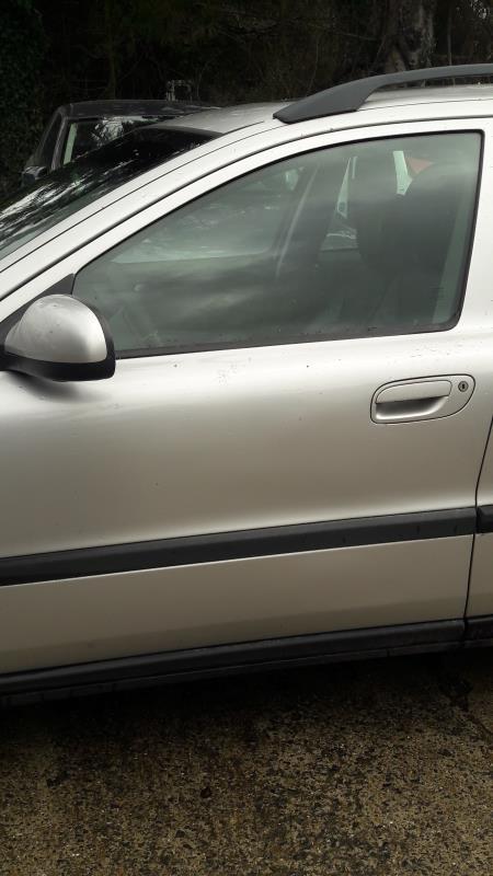 Porte avant gauche