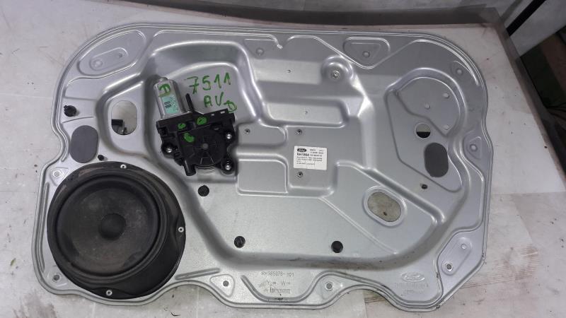 Leve vitre electrique avant droit