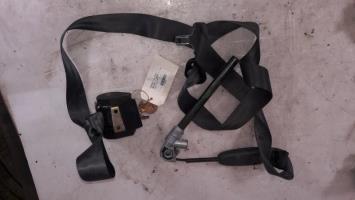 Ceinture avant droit