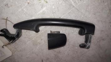 Poignee porte laterale droit