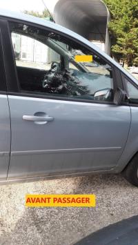 Porte avant droit