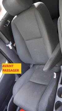 Siege avant droit