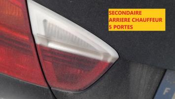 Feu arriere secondaire gauche (feux)