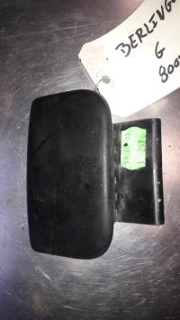 Poignee porte avant gauche