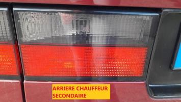 Feu arriere secondaire gauche (feux)