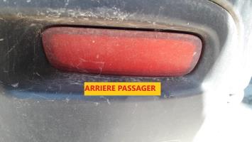 Anti brouillard arriere droit