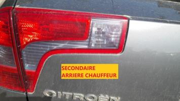 Feu arriere secondaire gauche (feux)