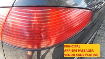 Feu arriere principal droit (feux)