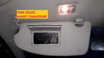Pare soleil gauche