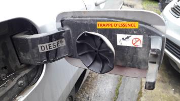 Trappe d'essence