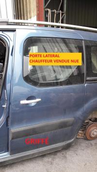 Porte laterale gauche