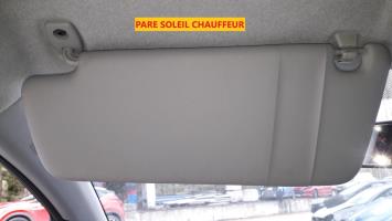 Pare soleil gauche