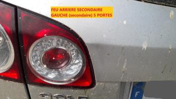 Feu arriere secondaire gauche (feux)
