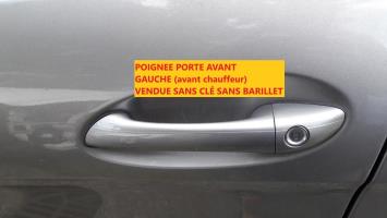 Poignee porte avant gauche