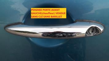 Poignee porte avant gauche