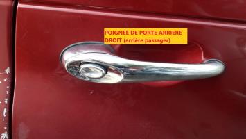 Poignee porte arriere droit