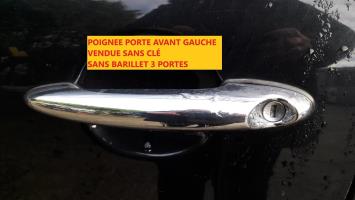 Poignee porte avant gauche