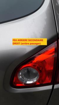 Feu arriere secondaire droit (feux)