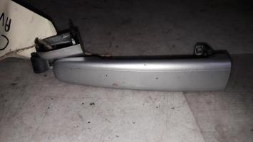 Poignee porte avant gauche