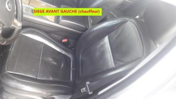 Siege avant gauche
