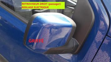 Retroviseur droit