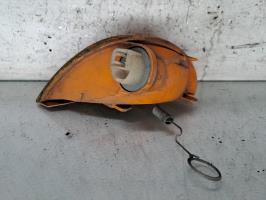 Optique avant secondaire gauche (feux)(clignotant)