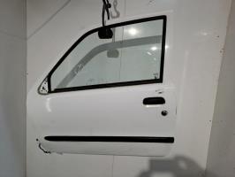 Porte avant gauche
