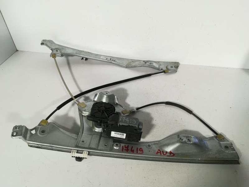 Leve vitre electrique avant droit
